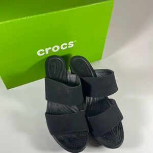 Crocs Women's size 8 Leigh II 2-strap wedges Black